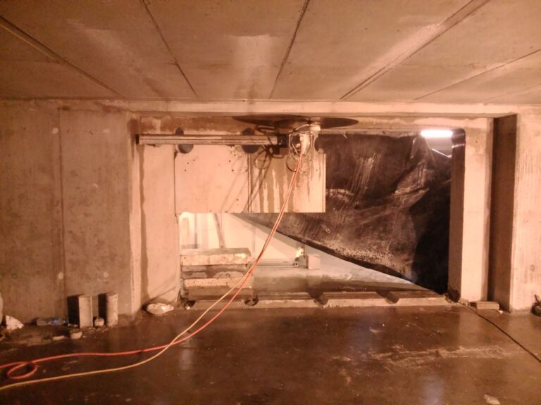 Wycinanie ściany w garażu podziemnym